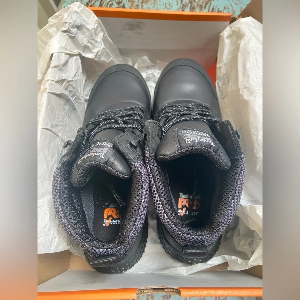 Timberland Reaxion Composite Toe Waterproof Work Sneaker Women 9.5/Men 7.5  NWT